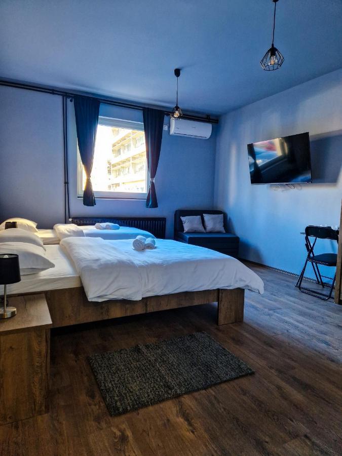 Xxl Rooms Osijek Exterior photo