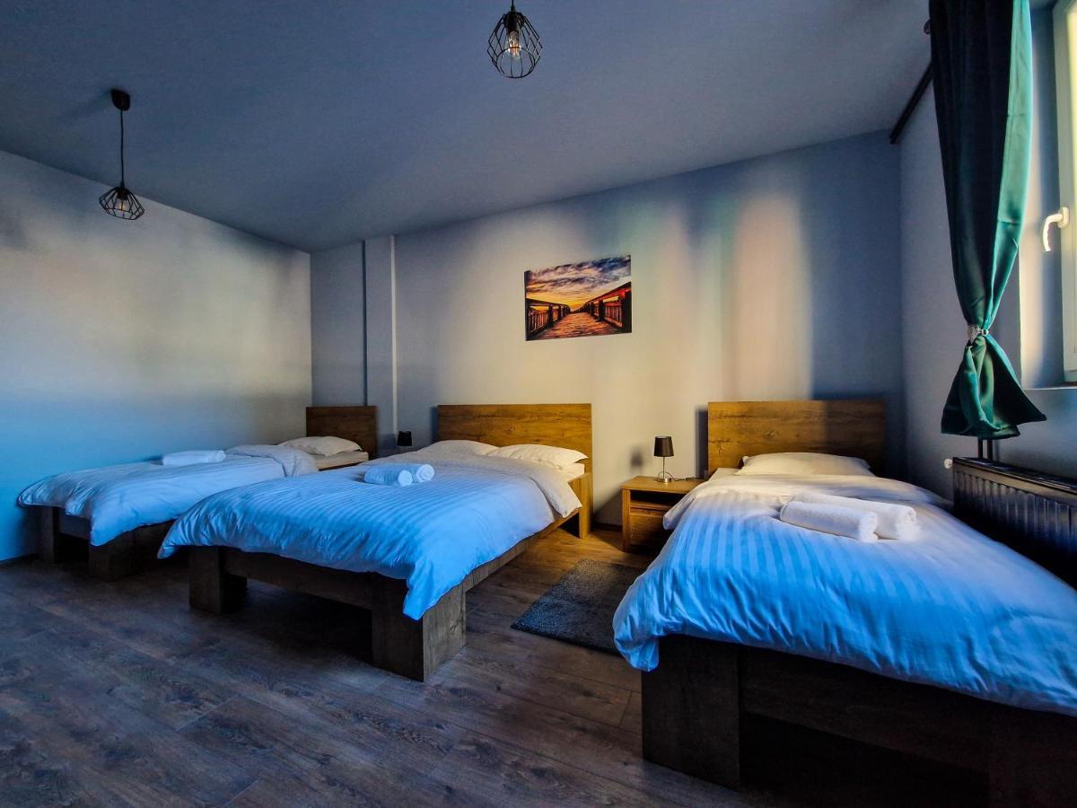 Xxl Rooms Osijek Exterior photo